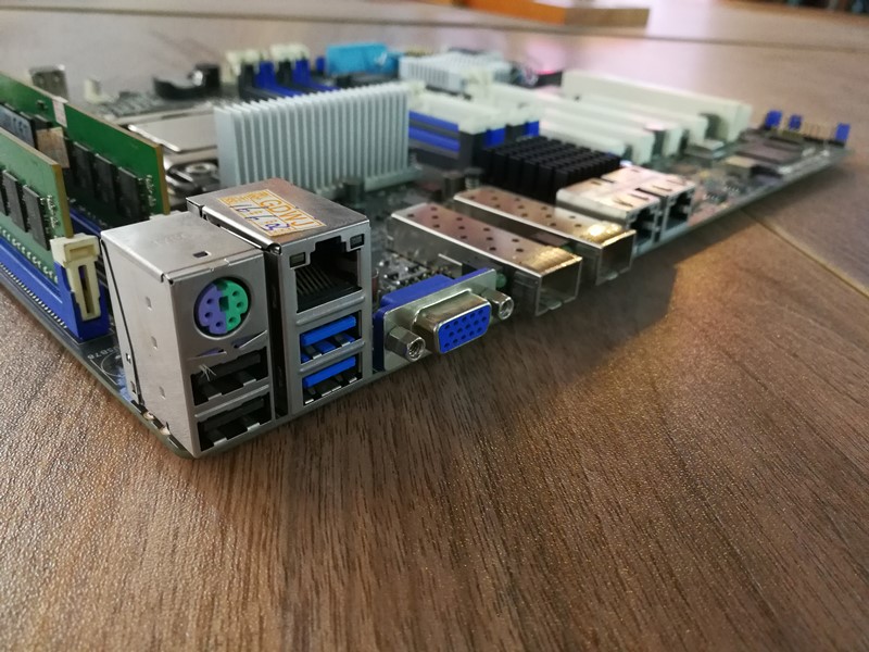 華碩Z10PA-U8/10G-2S 服務器工作站的性價比之選——雙萬兆網卡帶來的高性能體驗